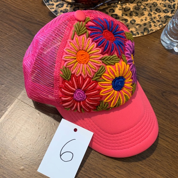 Todo Nuevo - Picture 4 of 4